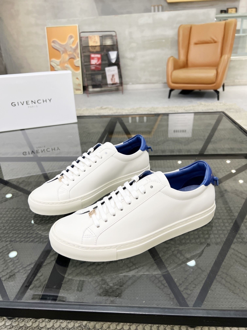 Givenchy Sneakers